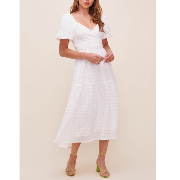 NWT Astr Sonnet Puff Sleeve Midi Dress - Picture 2 of 8